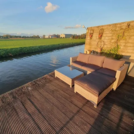 Tatil Evi Op Zee In Mit Seeblick Und Terrasse Mit Eigenen Zugang Zum Wasser